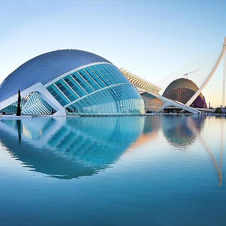 Versus Apartments Near City Of Arts Valencia Luaran gambar